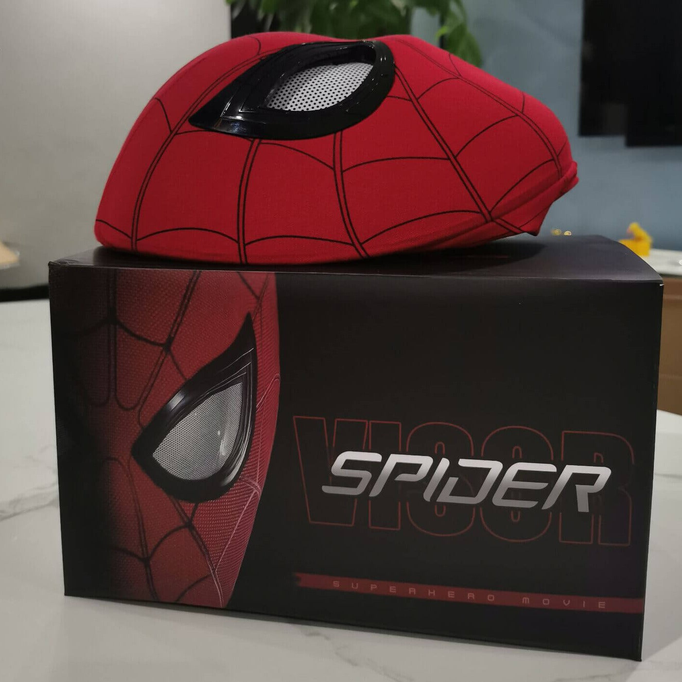 Spiderman Maske med Bevegelige Øyne