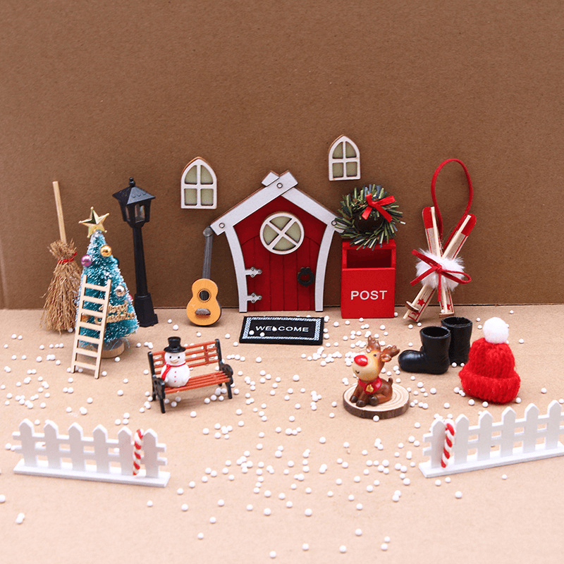 Juledekorasjon Miniatyrsett Nisses Hus