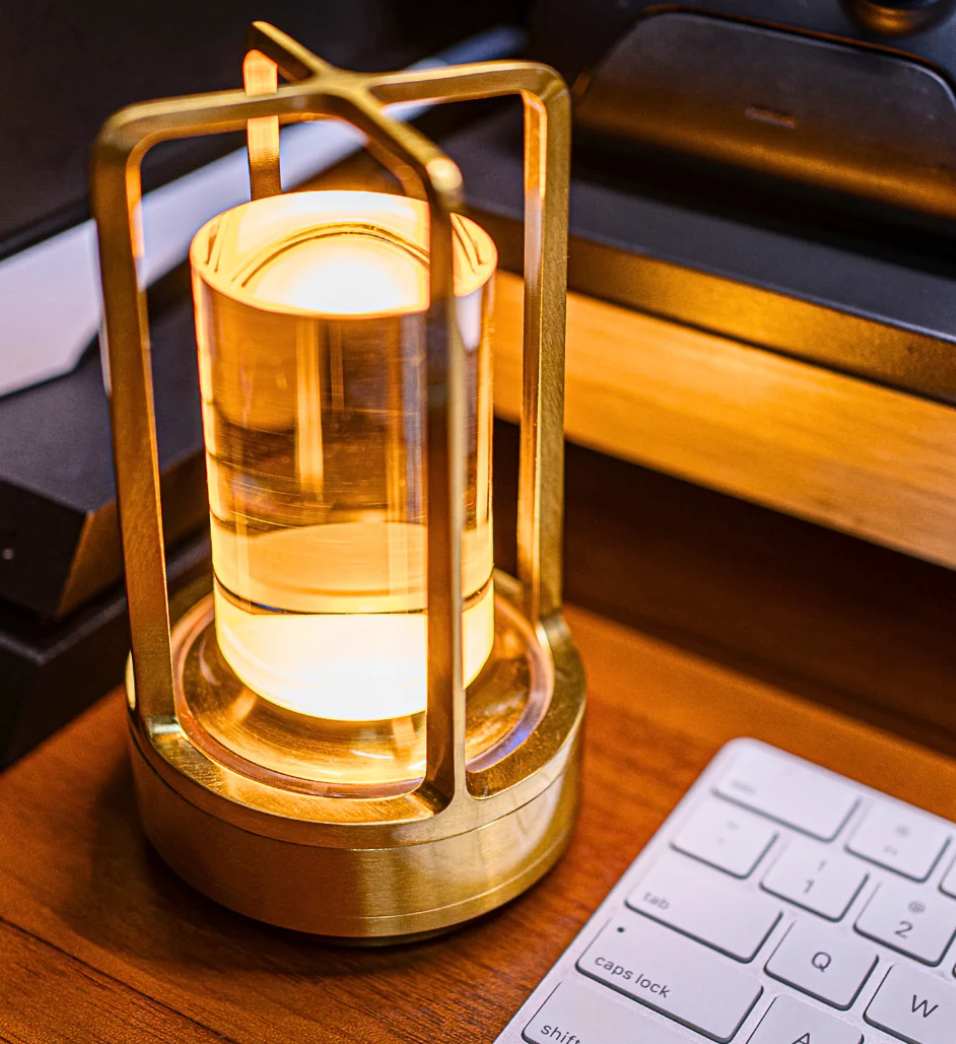 Lumière d'Orée – Trådløs designlampe i krystall og metall