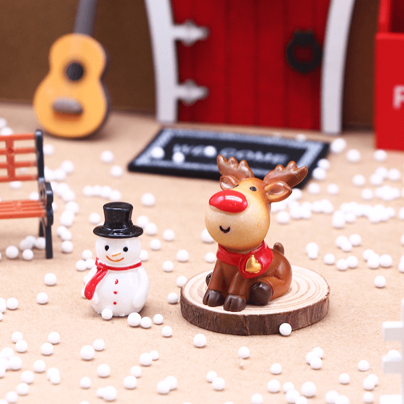 Juledekorasjon Miniatyrsett Nisses Hus