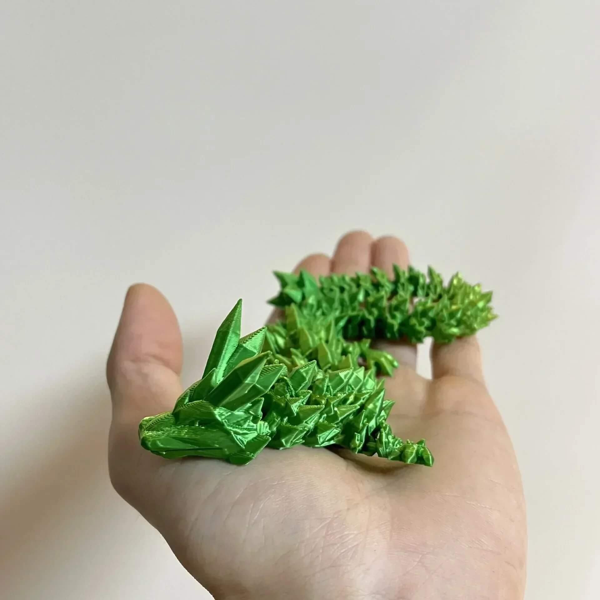 DrakeMorph - Bevegelig 3D-printet Dragemodell for Dekor og Fantasi