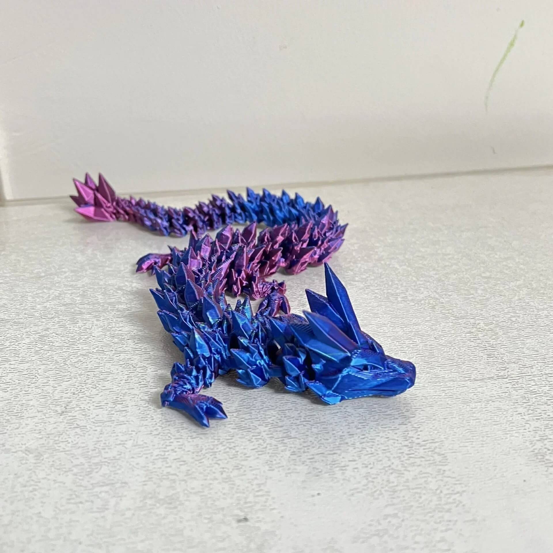 DrakeMorph - Bevegelig 3D-printet Dragemodell for Dekor og Fantasi