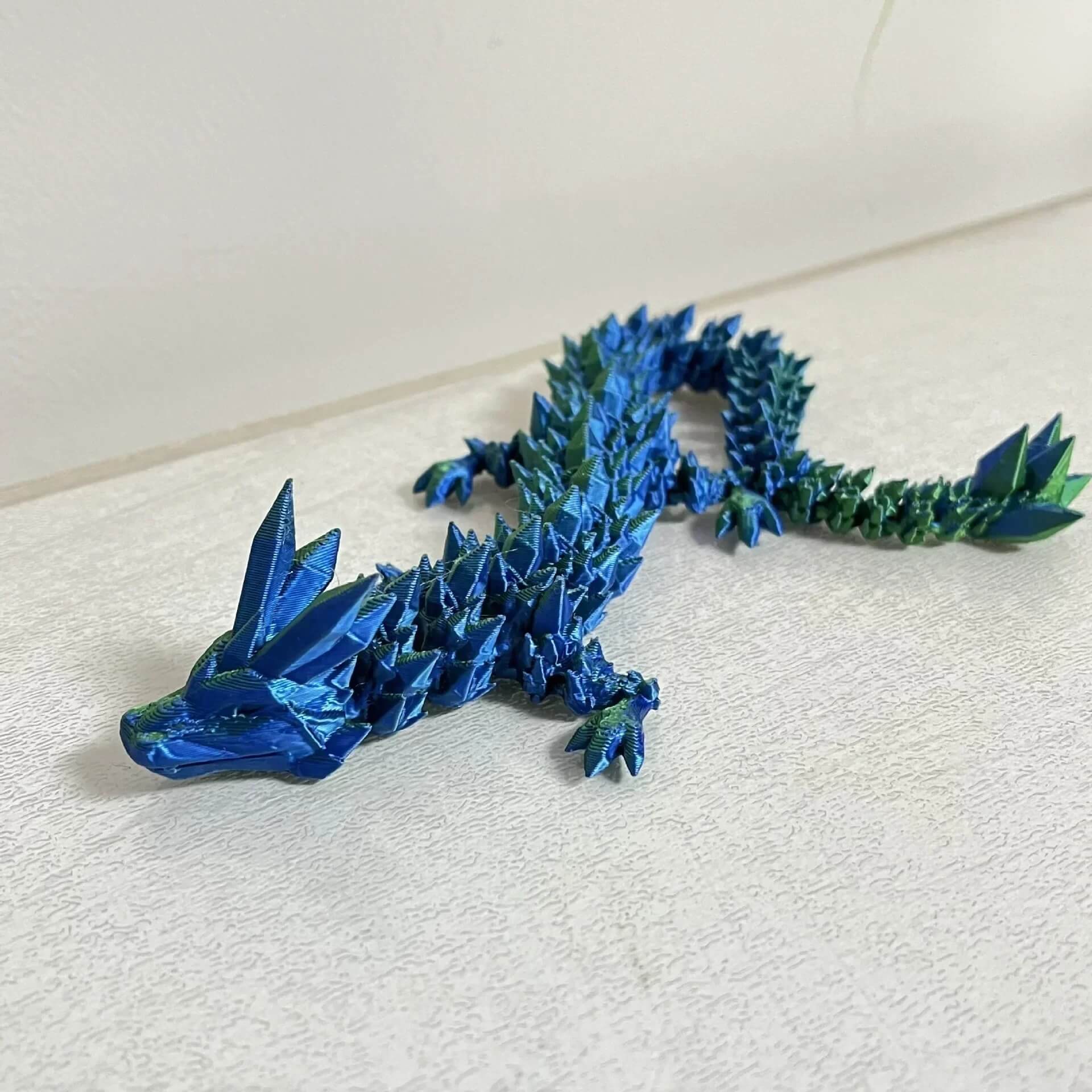 DrakeMorph - Bevegelig 3D-printet Dragemodell for Dekor og Fantasi