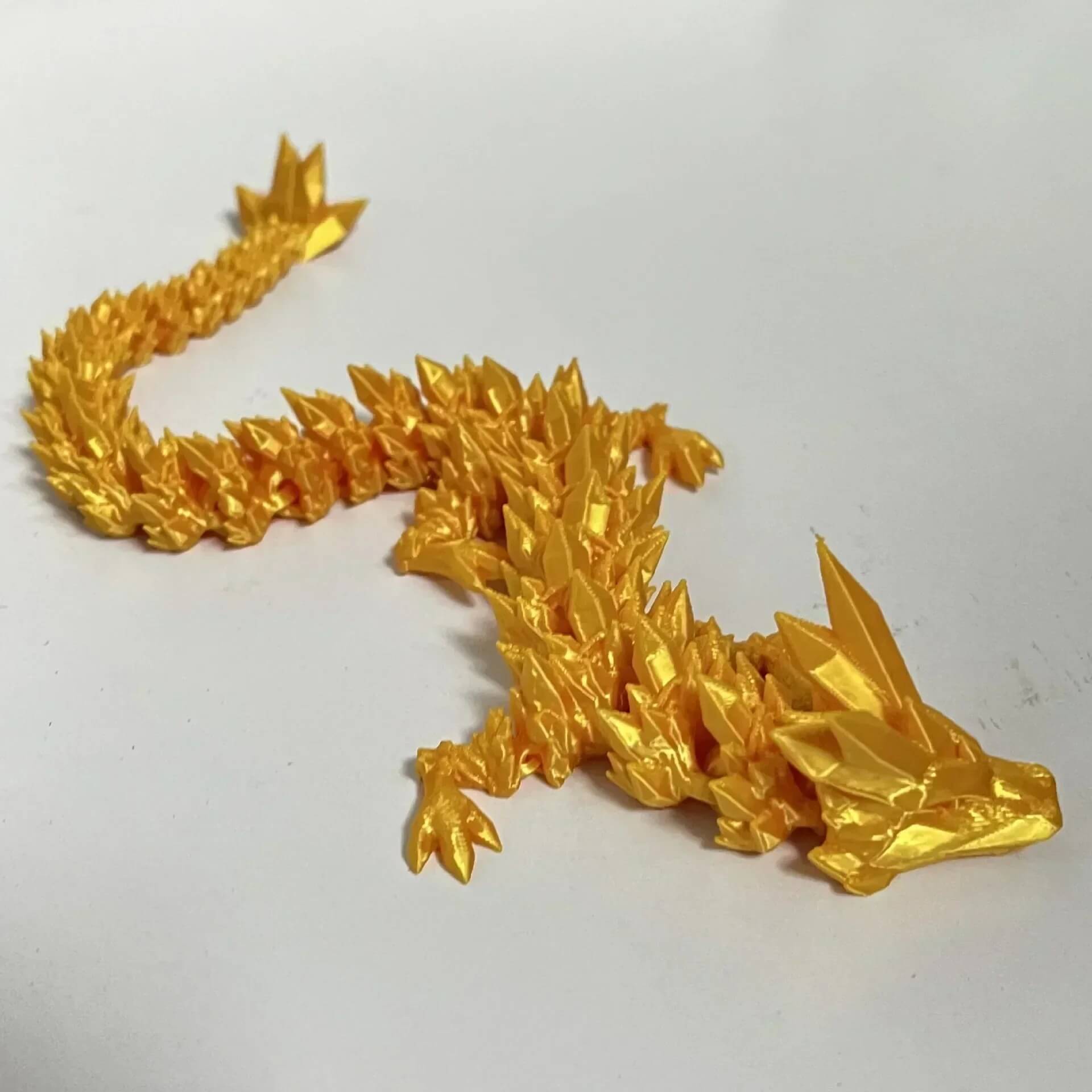 DrakeMorph - Bevegelig 3D-printet Dragemodell for Dekor og Fantasi