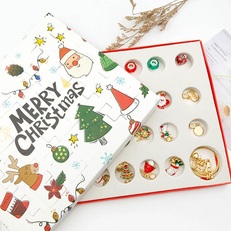 Luksuriøs Smykke-Adventskalender – 24 Luker med Armbånd & Berlocker