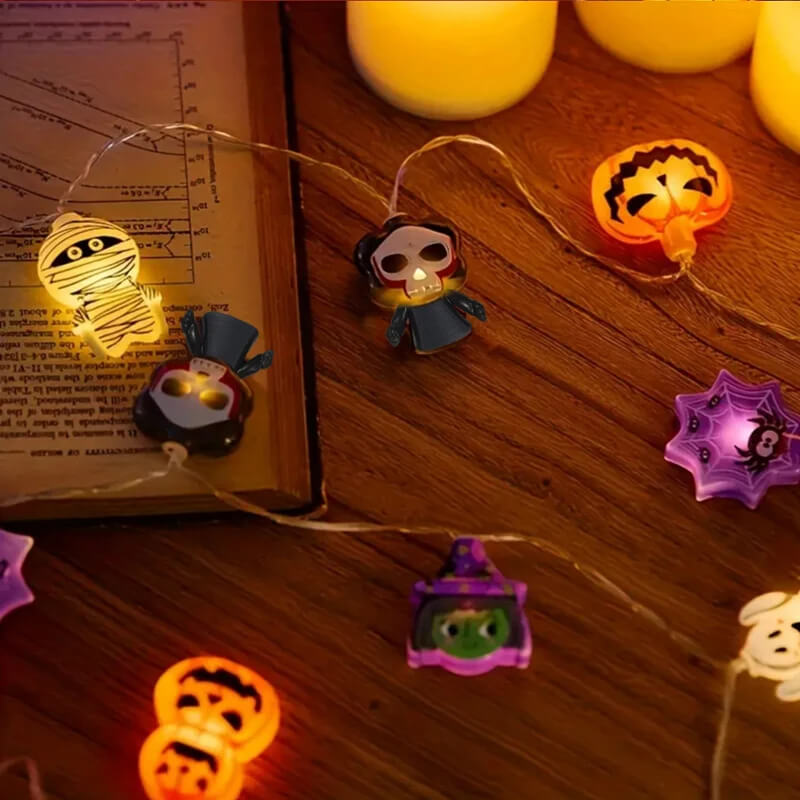 Halloween LED Lyslenke med Gresskar, Spøkelser og Spindelnett – Dekorative Lyslenker for Innendørs og Utendørs 2024