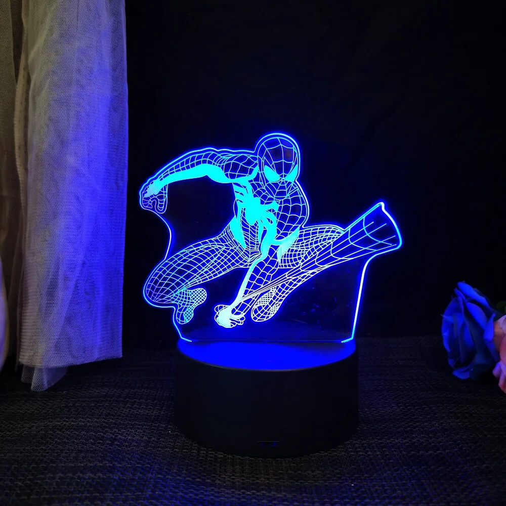 3D Superhelt LED Nattlampe med Fjernkontroll | 16 Farger & Touch – USB & Batteridrevet Akryllampe for Barn & Gamingrom